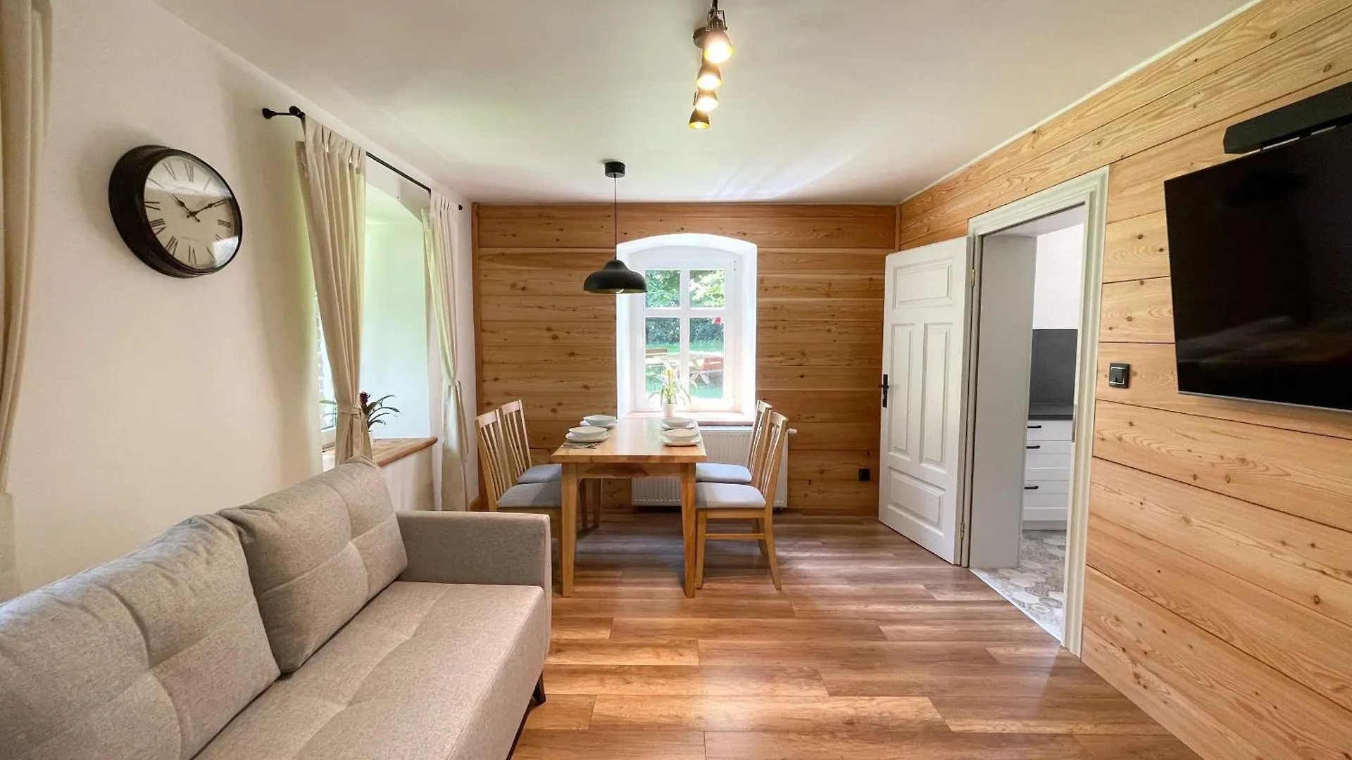 Dompodkasztanem Villa Szklarska Poreba 0*,  Poland